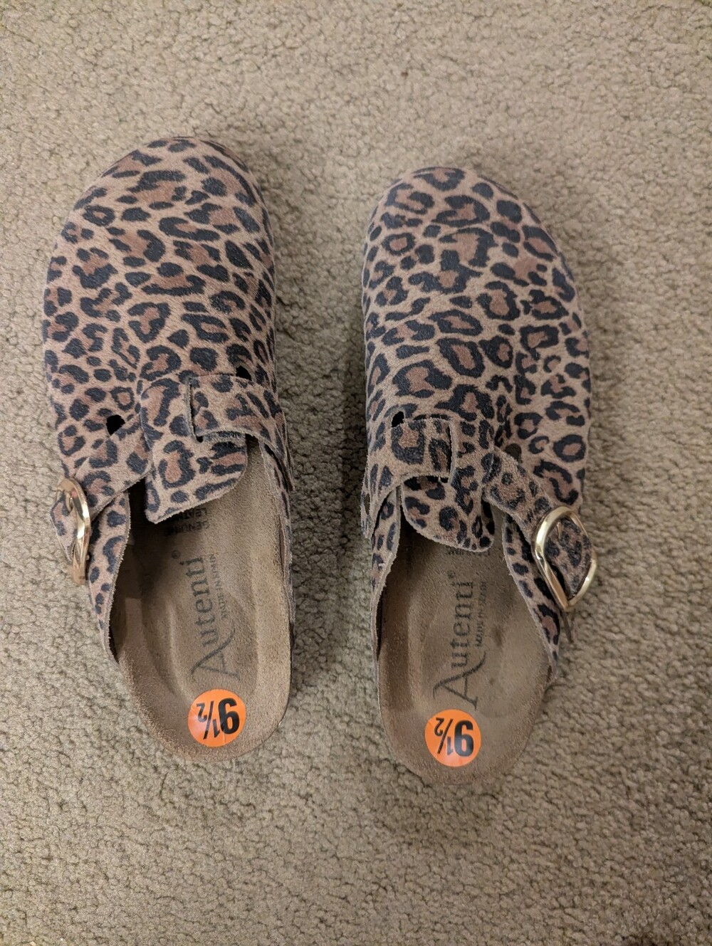 Autenti by Penthouse Brown Leopard Clogs | Size 9.5/EU 41